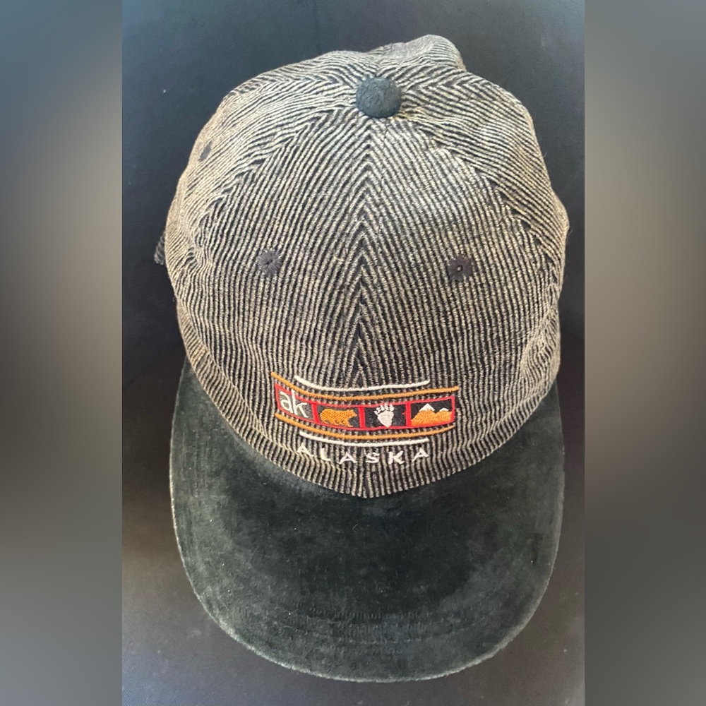 Vintage 90s Y2K Alaska Embroidered Corduroy Suede Adjustable Unisex Casual - Picture 4 of 6